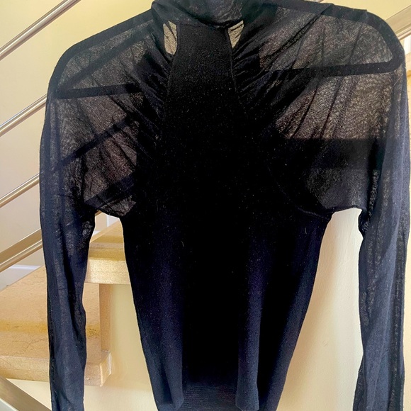 GUCCI LONG SLEEVE BLACK TOP - Picture 4 of 14